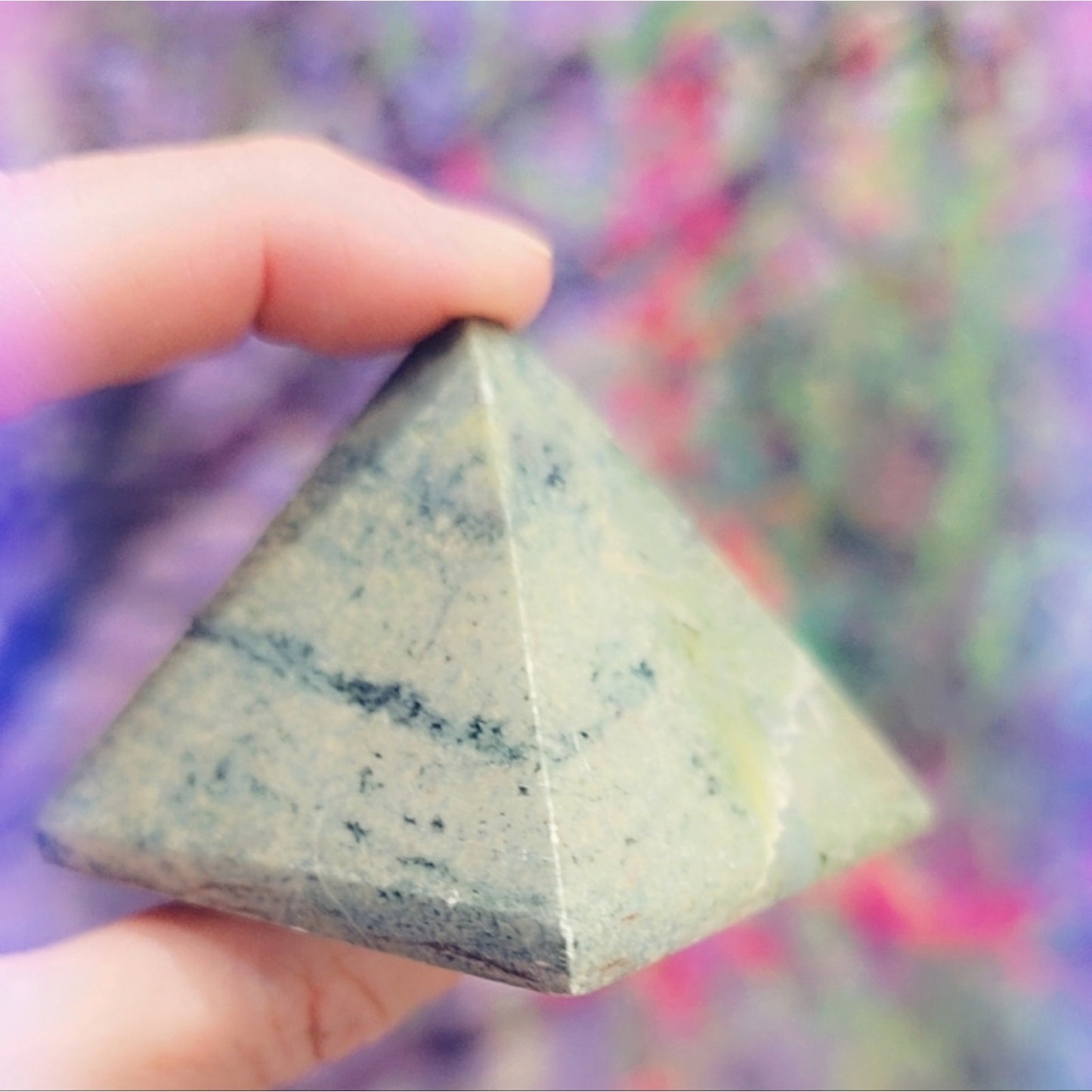 Serpentine Gemstone Pyramid- Medium