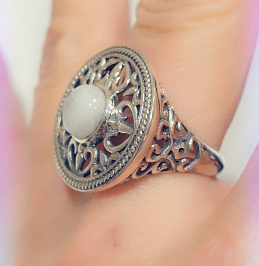 Sterling Silver Moonstone Gemstone Ring Sz 10